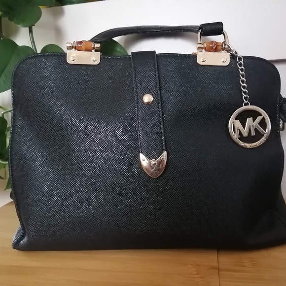 Michael Kors - Picture 1 of 11